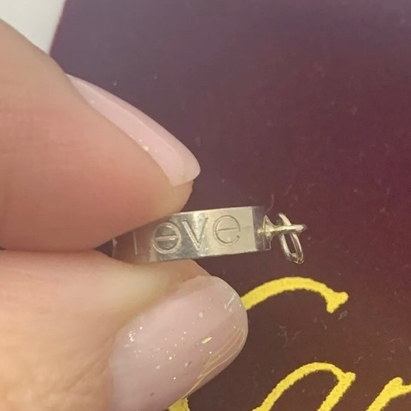 FIRM - Authentic Cartier Love Pendant - Picture 6 of 10
